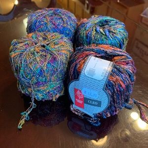 Muench yarn (4) skeins